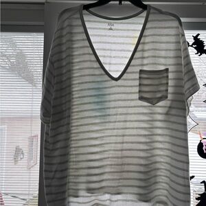 a.n.a olive green and White Striped Top
Light weight 
Short sleeve
